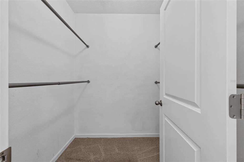 For Sale: $247,000 (3 beds, 2 baths, 1670 Square Feet)
