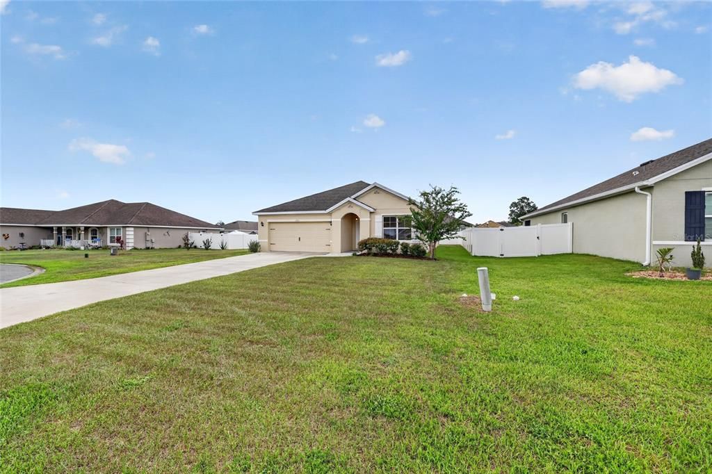 For Sale: $247,000 (3 beds, 2 baths, 1670 Square Feet)