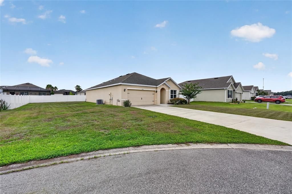 For Sale: $247,000 (3 beds, 2 baths, 1670 Square Feet)