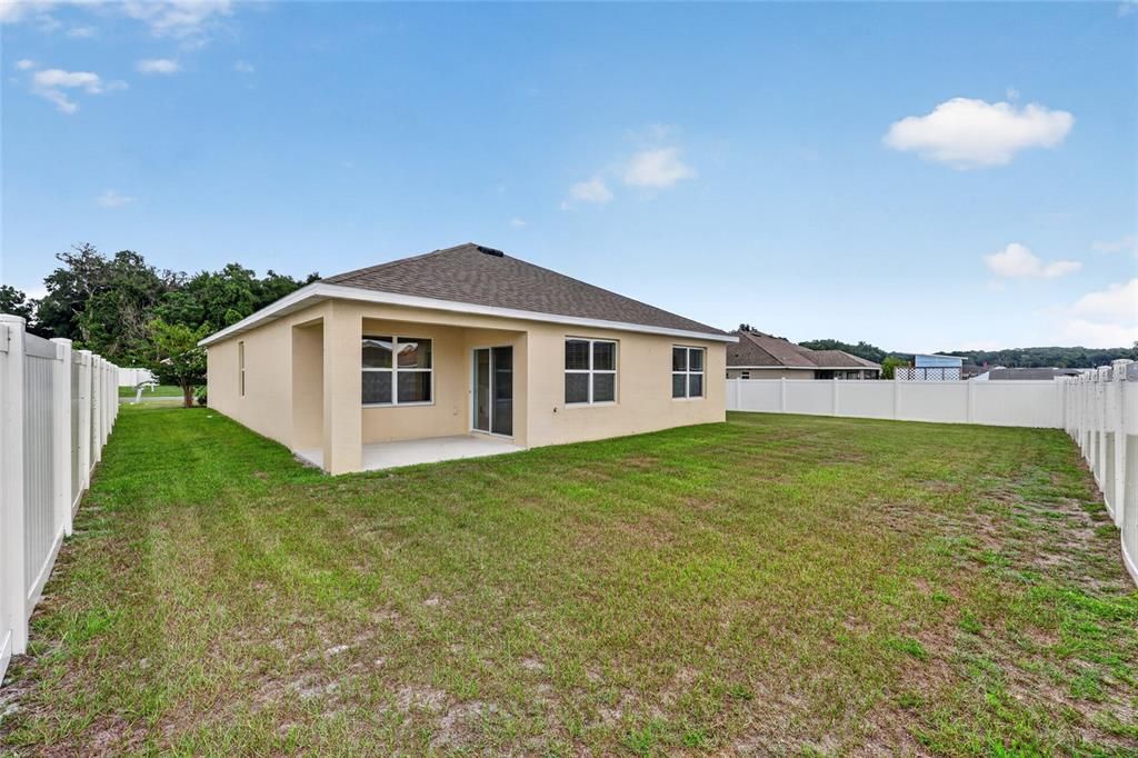 For Sale: $247,000 (3 beds, 2 baths, 1670 Square Feet)