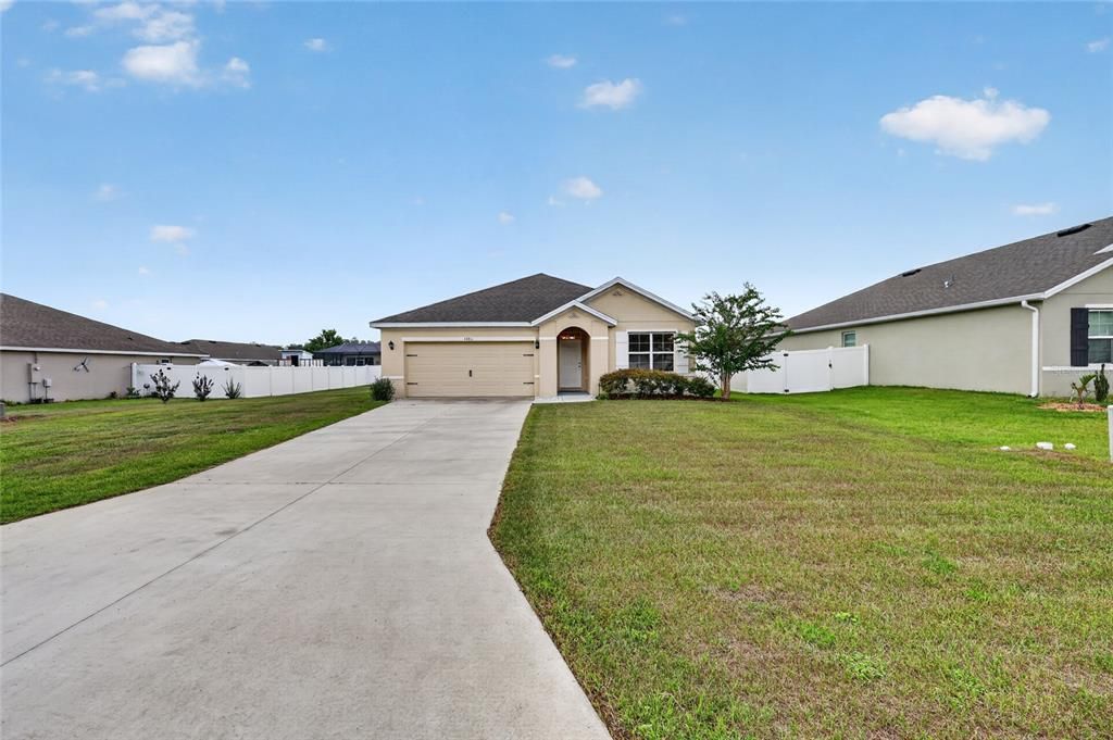 For Sale: $247,000 (3 beds, 2 baths, 1670 Square Feet)