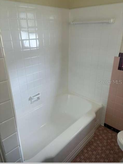 En Venta: $320,000 (4 camas, 2 baños, 1500 Pies cuadrados)