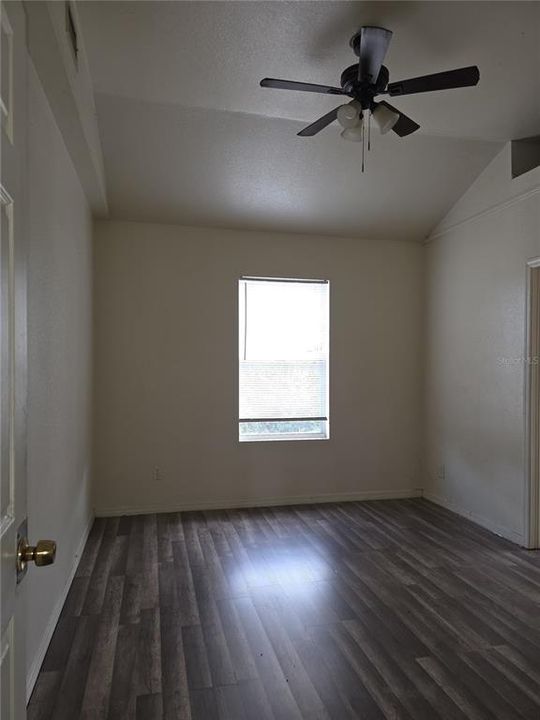 En Venta: $320,000 (4 camas, 2 baños, 1500 Pies cuadrados)