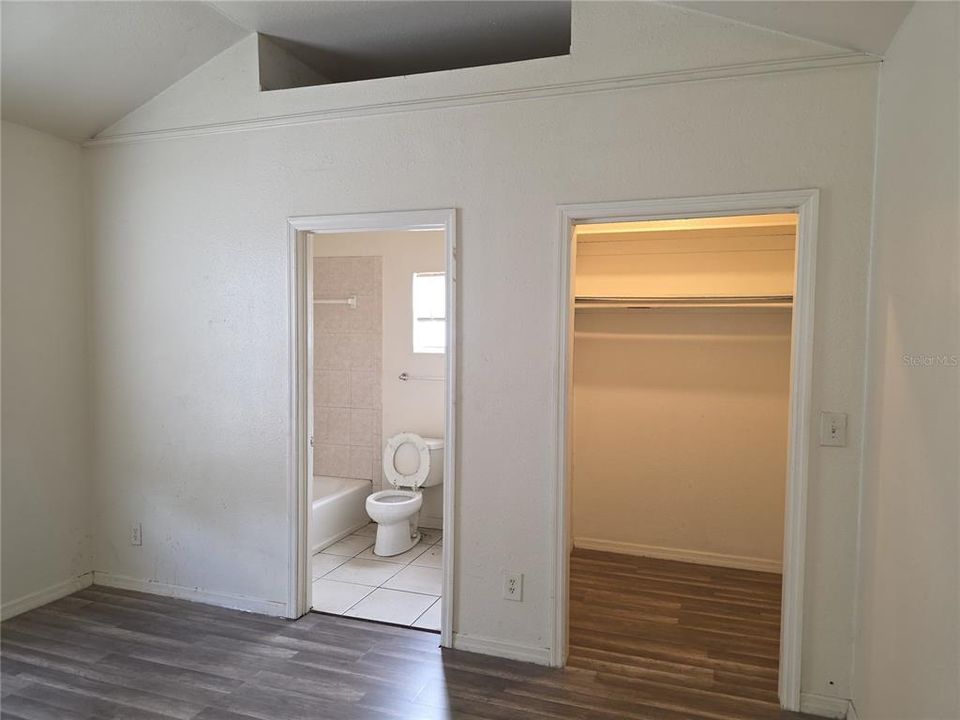 En Venta: $320,000 (4 camas, 2 baños, 1500 Pies cuadrados)
