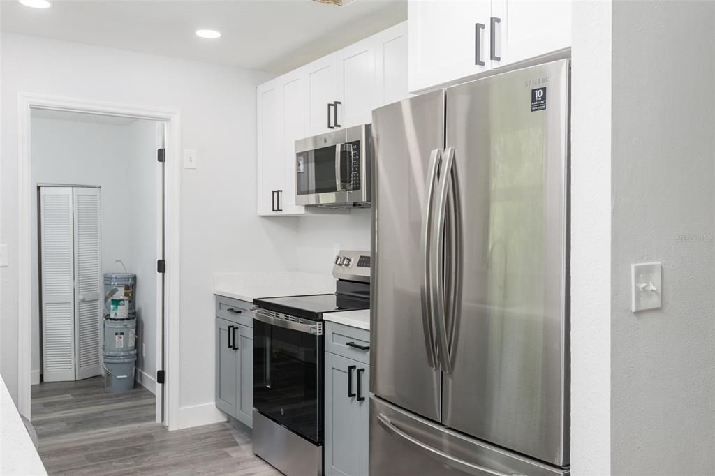 En Venta: $350,000 (4 camas, 2 baños, 1758 Pies cuadrados)