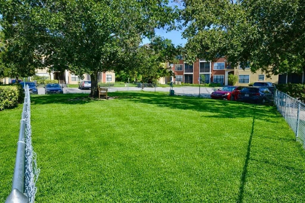 For Rent: $1,400 (1 beds, 1 baths, 665 Square Feet)