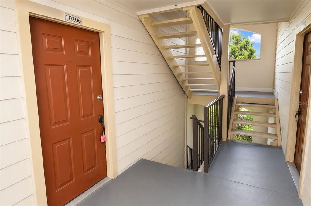 For Rent: $1,400 (1 beds, 1 baths, 665 Square Feet)
