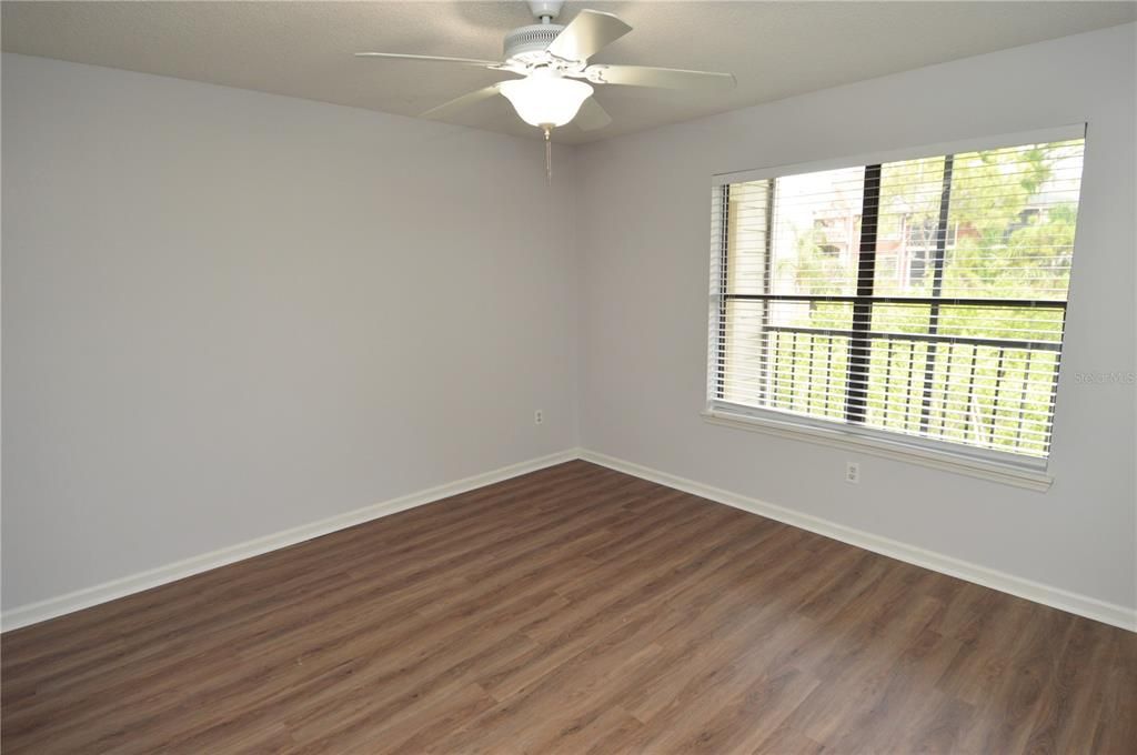 For Rent: $1,400 (1 beds, 1 baths, 665 Square Feet)