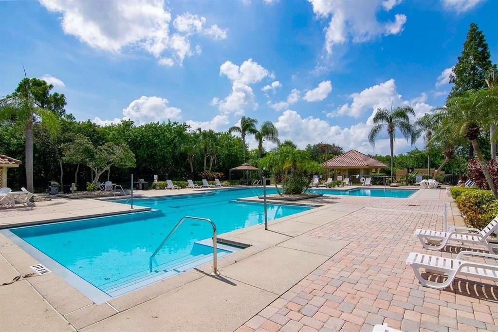 For Rent: $1,400 (1 beds, 1 baths, 665 Square Feet)