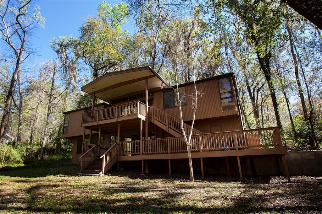 For Rent: $2,995 (3 beds, 3 baths, 2448 Square Feet)