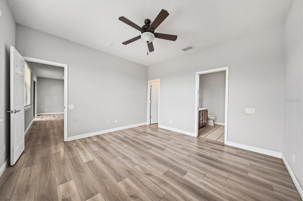 En Venta: $330,000 (3 camas, 2 baños, 1443 Pies cuadrados)