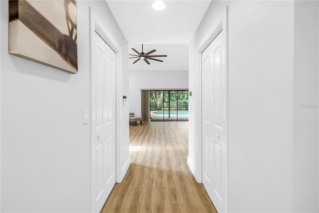 На продажу: $1,499,999 (5 спален, 3 ванн, 4660 Квадратных фут)