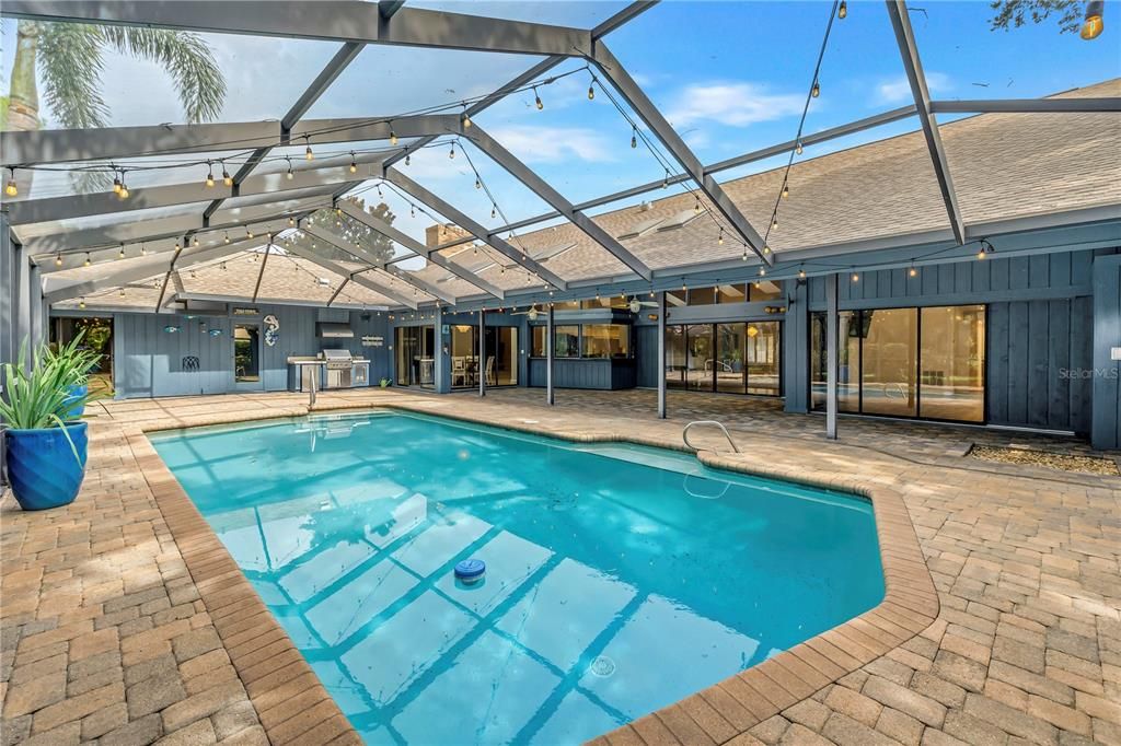 На продажу: $1,499,999 (5 спален, 3 ванн, 4660 Квадратных фут)