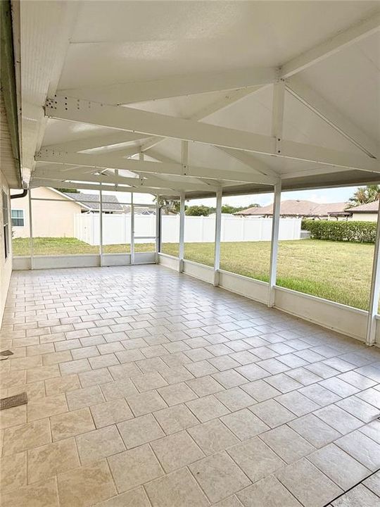 En Renta: $1,600 (3 camas, 2 baños, 1170 Pies cuadrados)