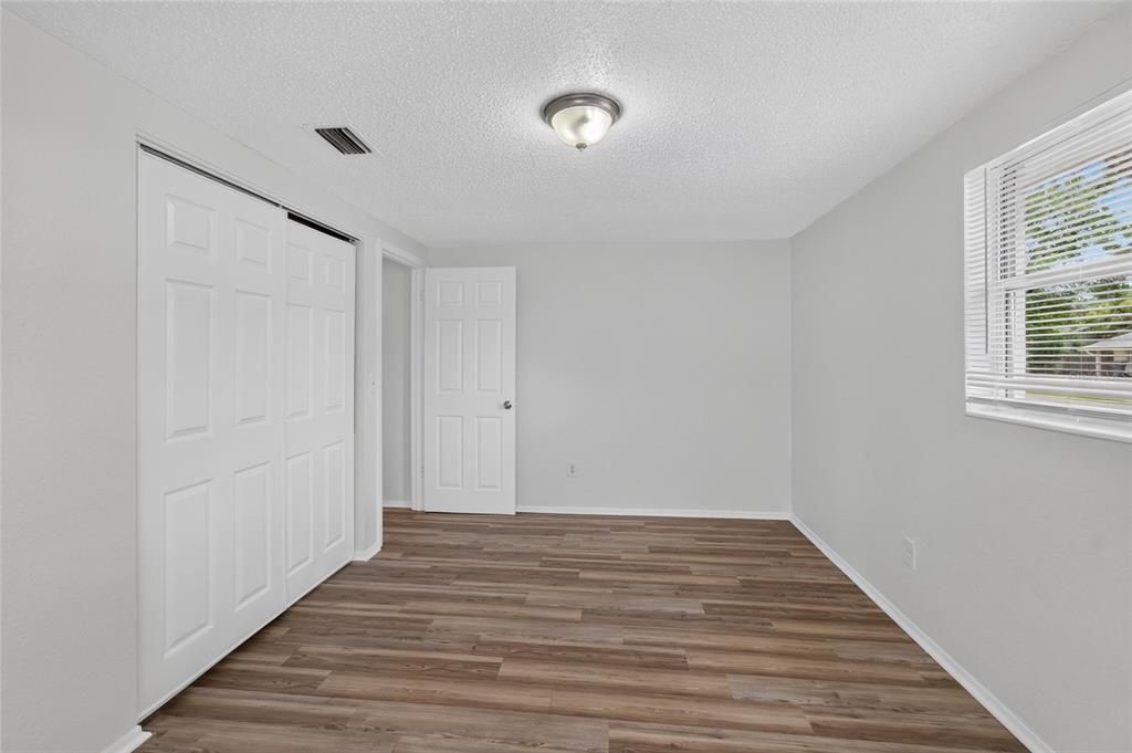 Activo con contrato: $264,900 (2 camas, 1 baños, 1022 Pies cuadrados)
