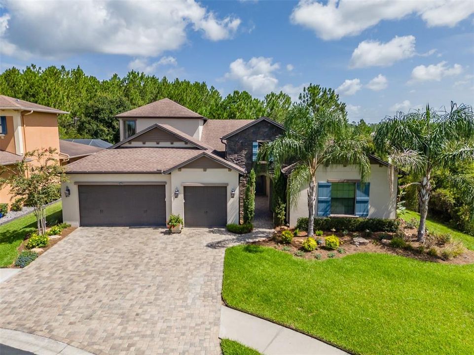 Под контрактом: $795,000 (5 спален, 4 ванн, 3624 Квадратных фут)