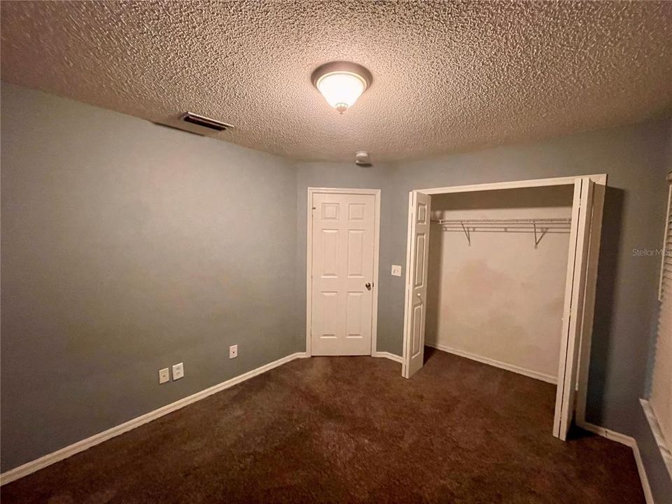 В аренду: $2,300 (4 спален, 2 ванн, 1792 Квадратных фут)