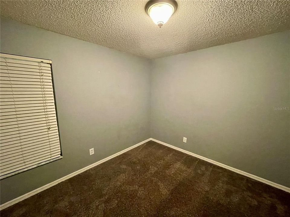 В аренду: $2,300 (4 спален, 2 ванн, 1792 Квадратных фут)