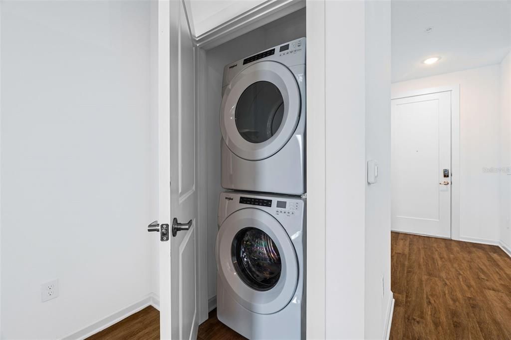 For Rent: $1,740 (2 beds, 2 baths, 1090 Square Feet)