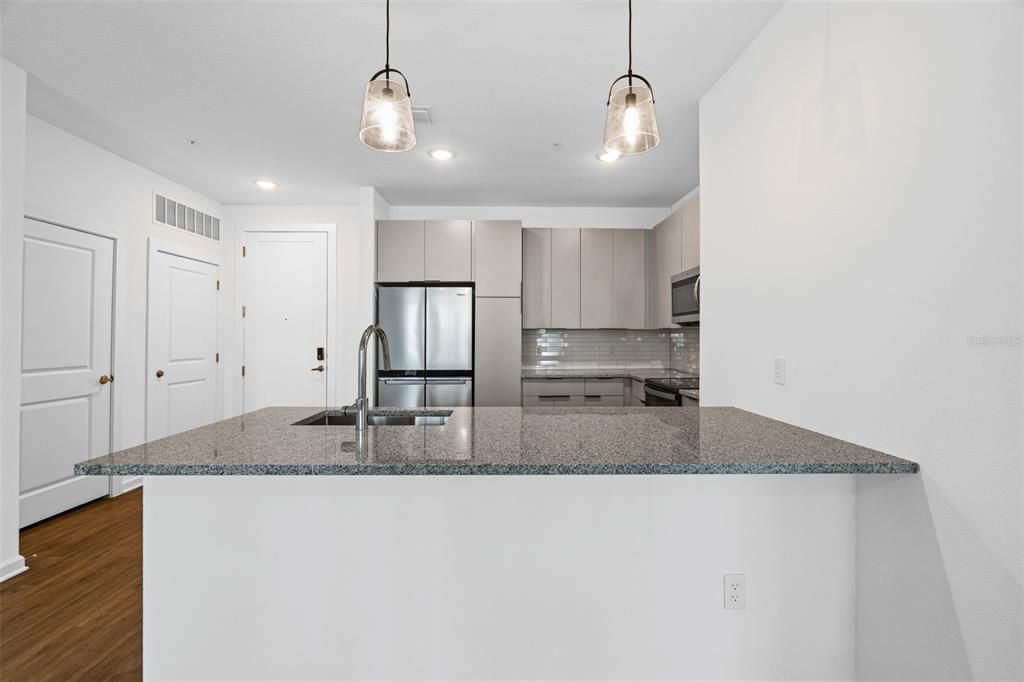 For Rent: $1,740 (2 beds, 2 baths, 1090 Square Feet)