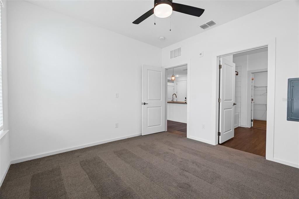 For Rent: $1,740 (2 beds, 2 baths, 1090 Square Feet)