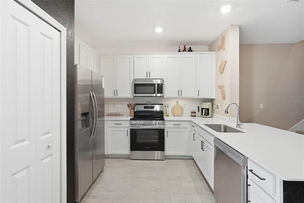 En Venta: $329,900 (3 camas, 2 baños, 1660 Pies cuadrados)