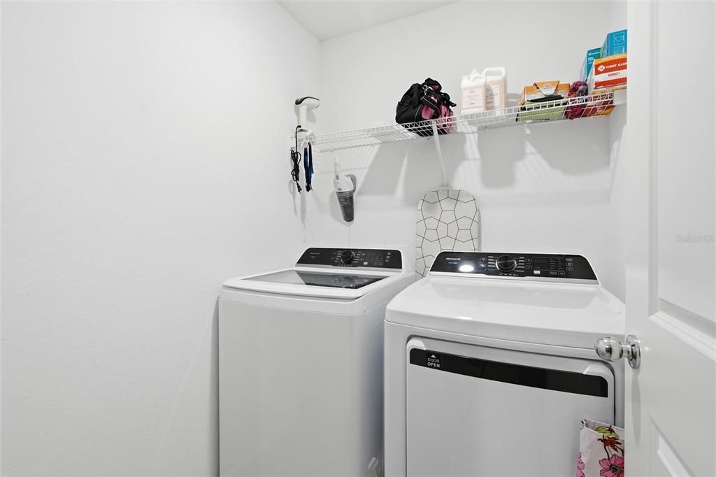 En Venta: $324,900 (3 camas, 2 baños, 1660 Pies cuadrados)