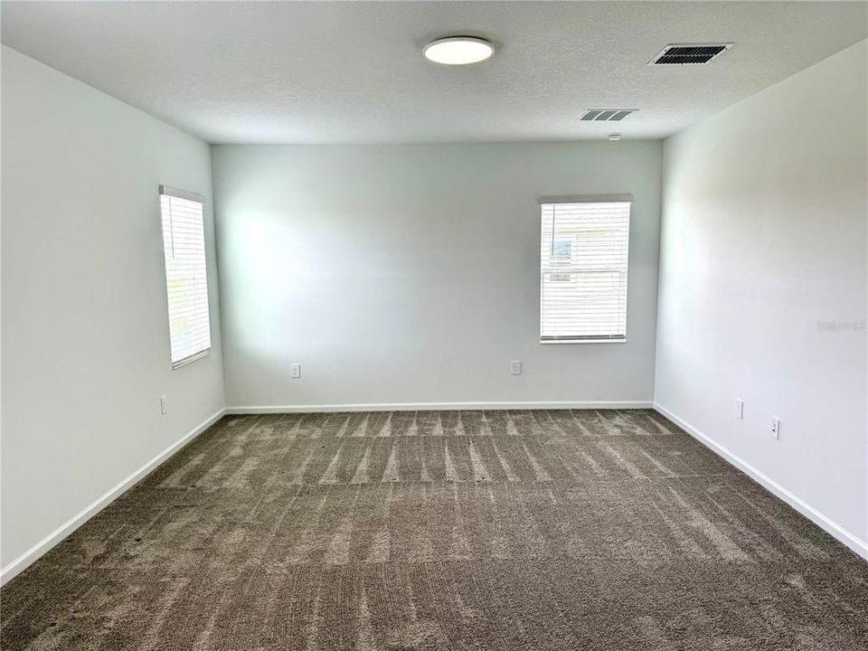 В аренду: $3,800 (5 спален, 3 ванн, 3364 Квадратных фут)