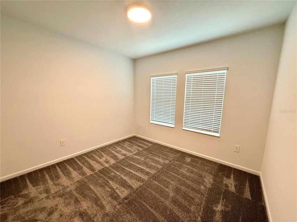 В аренду: $3,800 (5 спален, 3 ванн, 3364 Квадратных фут)