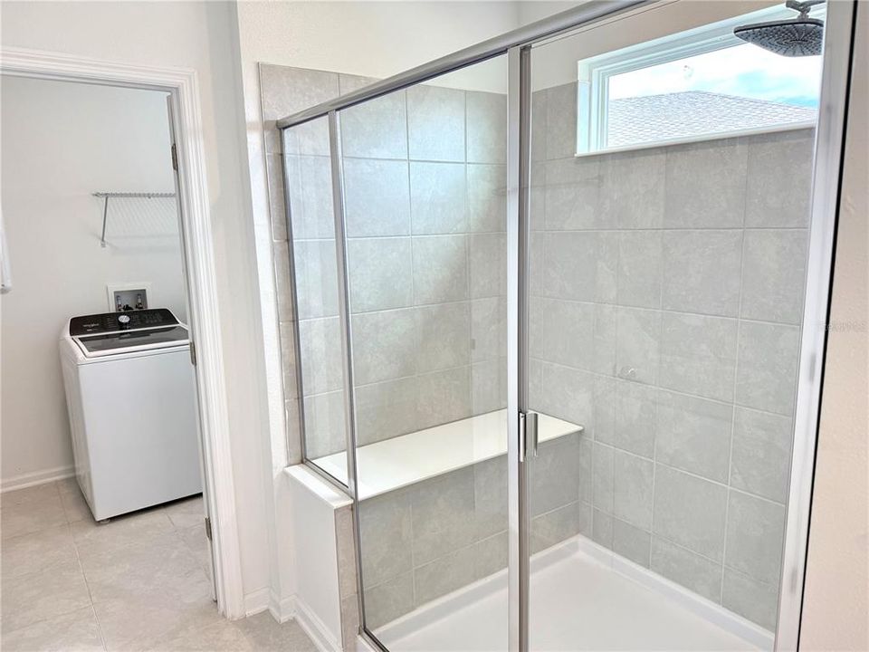 В аренду: $3,800 (5 спален, 3 ванн, 3364 Квадратных фут)