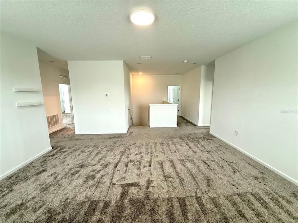 В аренду: $3,800 (5 спален, 3 ванн, 3364 Квадратных фут)