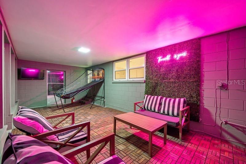 На продажу: $499,000 (3 спален, 2 ванн, 1387 Квадратных фут)