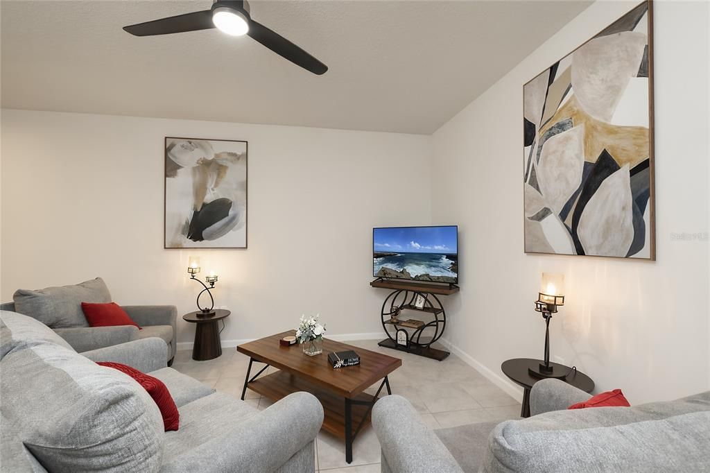For Sale: $319,000 (3 beds, 2 baths, 1674 Square Feet)