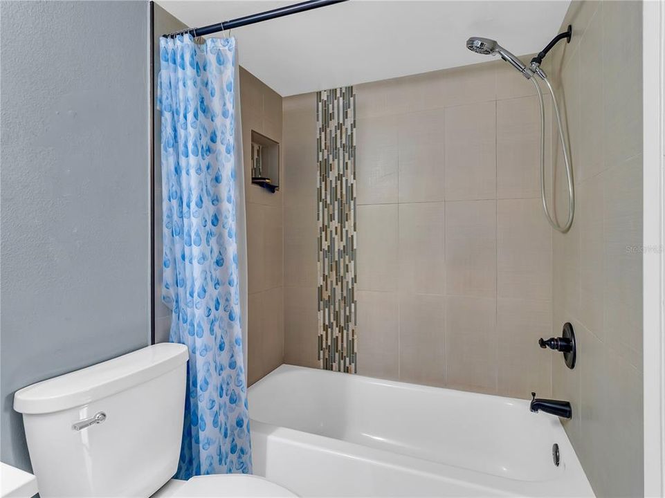 В аренду: $1,650 (2 спален, 2 ванн, 984 Квадратных фут)