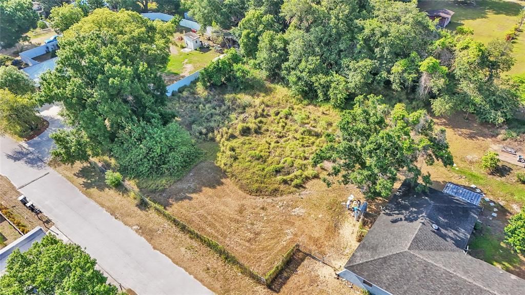 待售: $50,000 (0.50 acres)