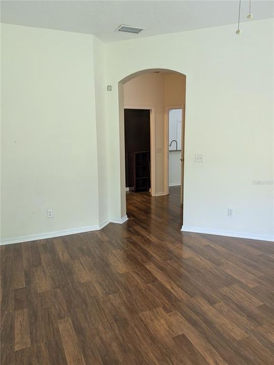 В аренду: $2,250 (3 спален, 2 ванн, 1470 Квадратных фут)