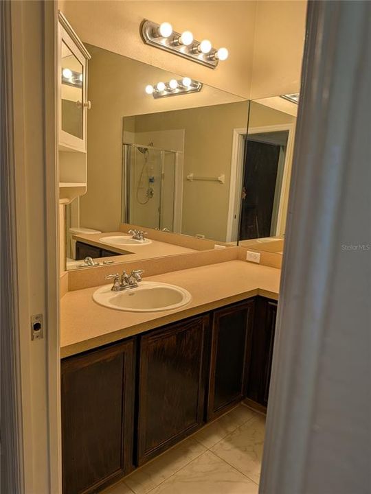 В аренду: $2,250 (3 спален, 2 ванн, 1470 Квадратных фут)