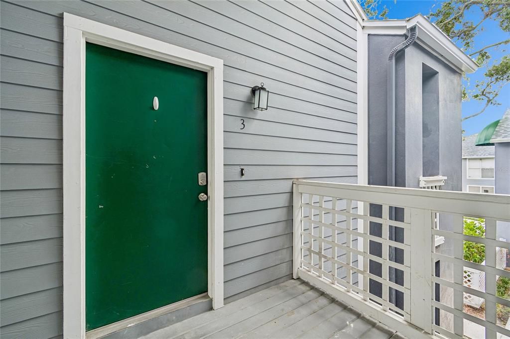 For Rent: $2,200 (2 beds, 2 baths, 741 Square Feet)