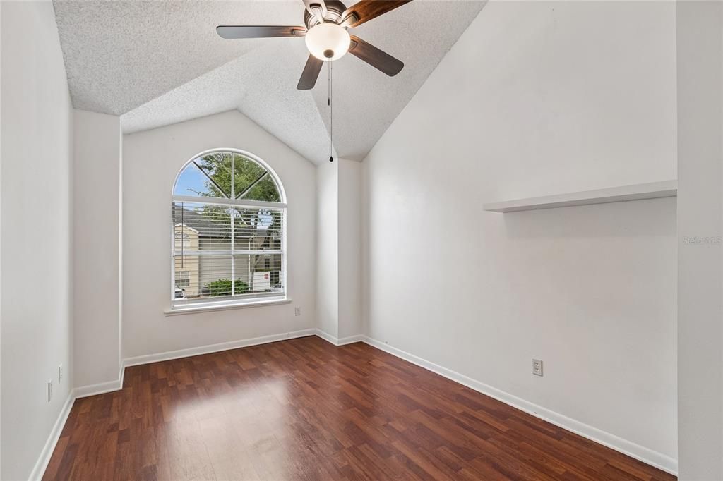 For Rent: $2,200 (2 beds, 2 baths, 741 Square Feet)