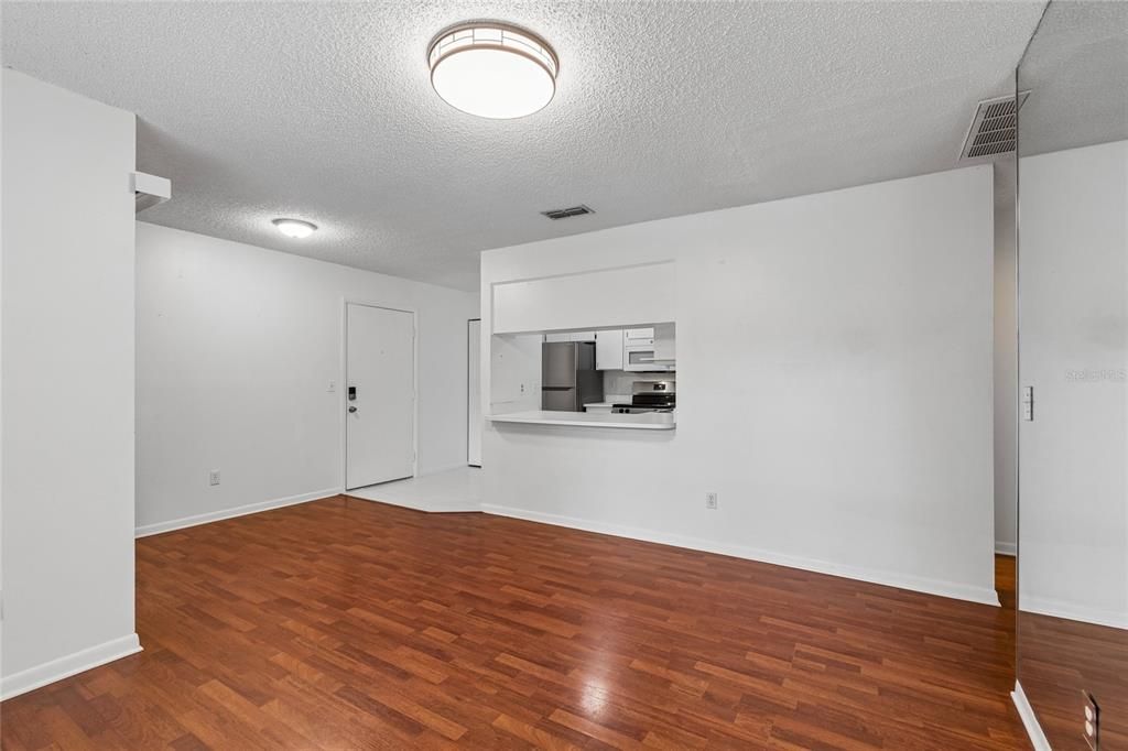 For Rent: $2,200 (2 beds, 2 baths, 741 Square Feet)
