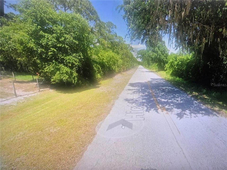 На продажу: $9,500 (0.26 acres)