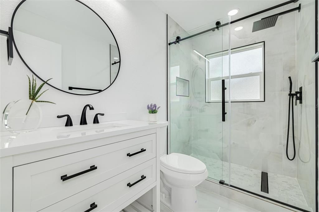 For Sale: $699,900 (4 beds, 2 baths, 1958 Square Feet)