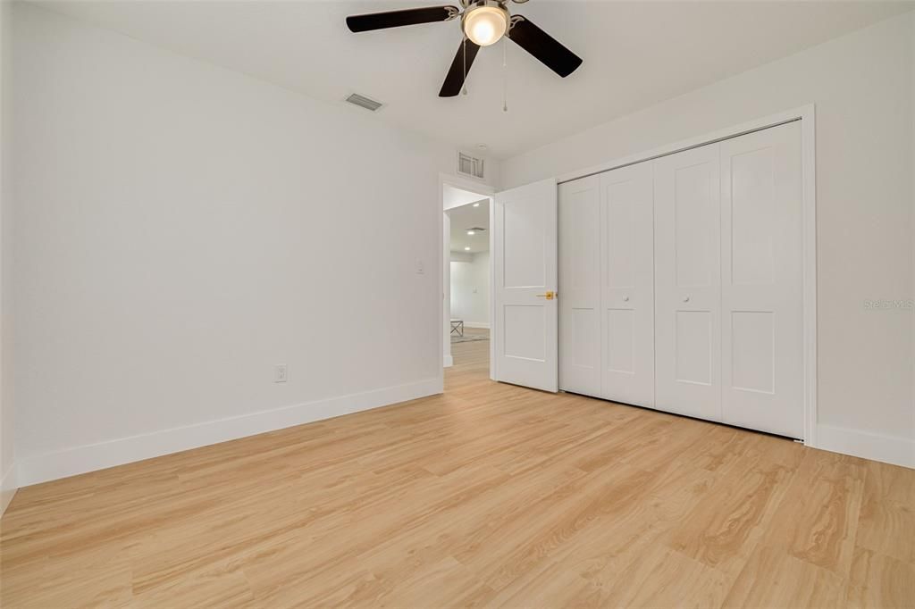 For Sale: $699,900 (4 beds, 2 baths, 1958 Square Feet)