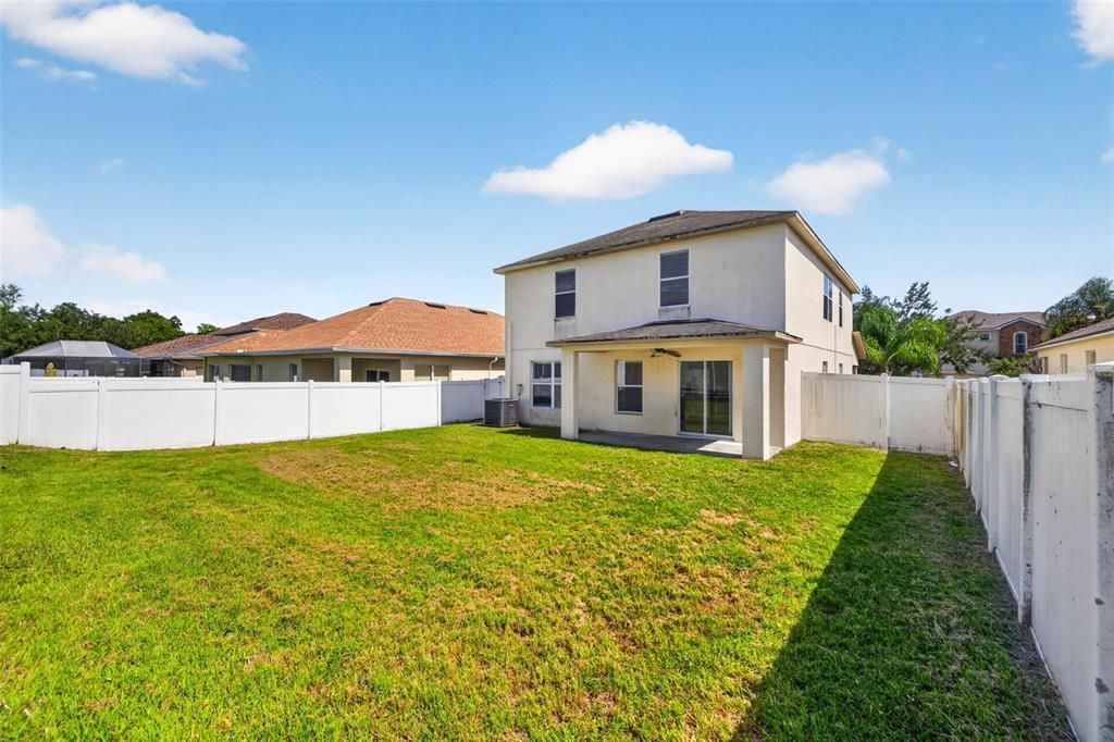 En Venta: $359,000 (5 camas, 2 baños, 2280 Pies cuadrados)