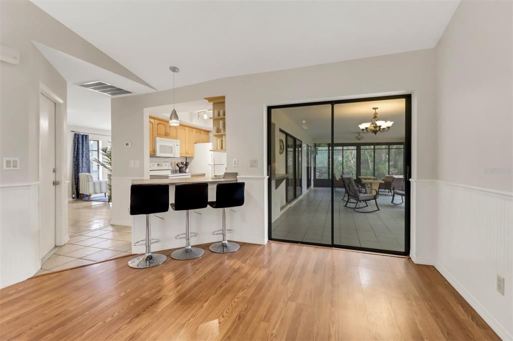 En Venta: $519,000 (3 camas, 2 baños, 1598 Pies cuadrados)