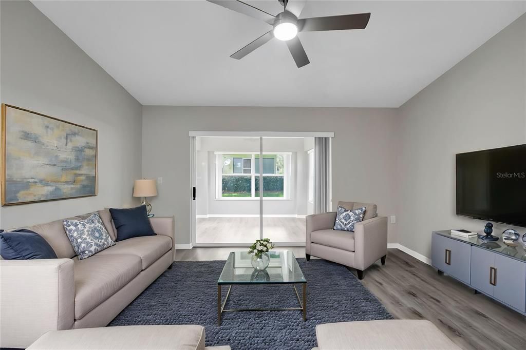 For Sale: $275,000 (2 beds, 2 baths, 1244 Square Feet)