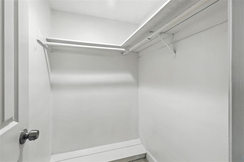 На продажу: $267,900 (3 спален, 2 ванн, 1479 Квадратных фут)