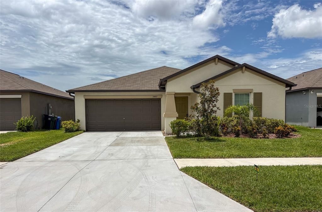For Rent: $2,250 (3 beds, 2 baths, 1540 Square Feet)