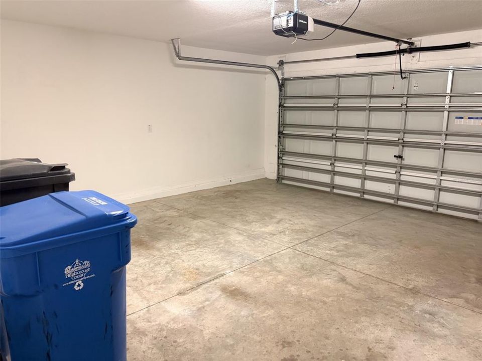 For Rent: $2,250 (3 beds, 2 baths, 1540 Square Feet)
