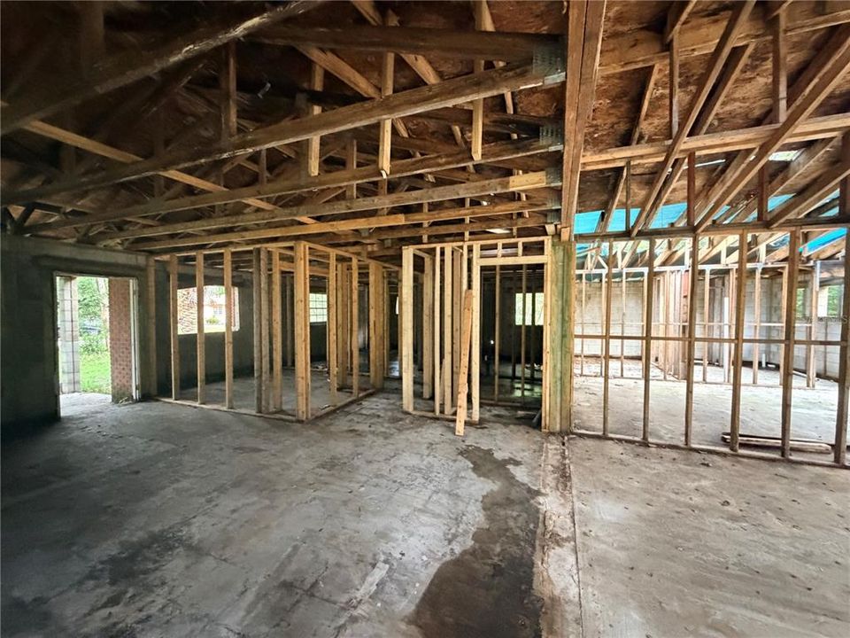 En Venta: $120,000 (3 camas, 3 baños, 1977 Pies cuadrados)